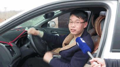 海马汽车行驶一直滴滴响个不停,车轮卡石子的异响