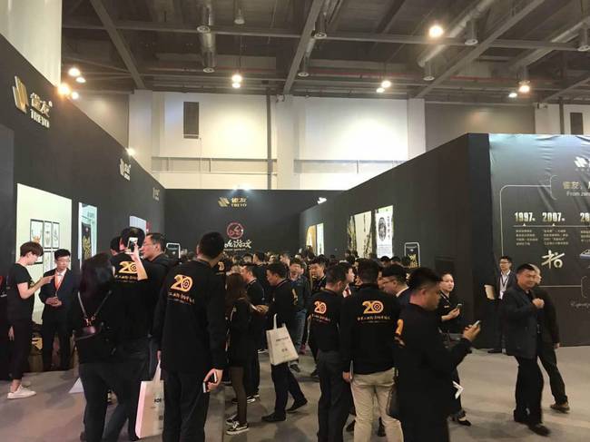 小吆游戏赋能线上棋牌，携手雀友引爆大文娱产业