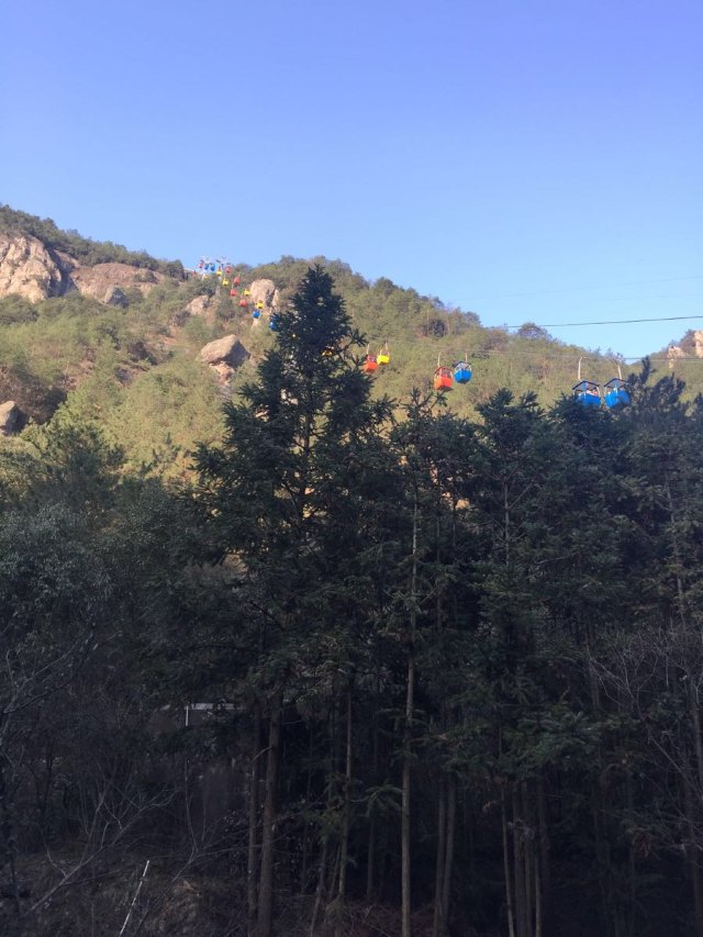 远山如黛原诗,远山如黛什么意思