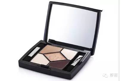 回家过年要减负，带只眼影君就够啦