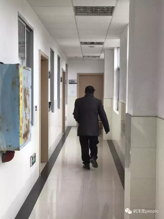 70岁老人偷1600元现金,湖南六旬老汉多次盗窃