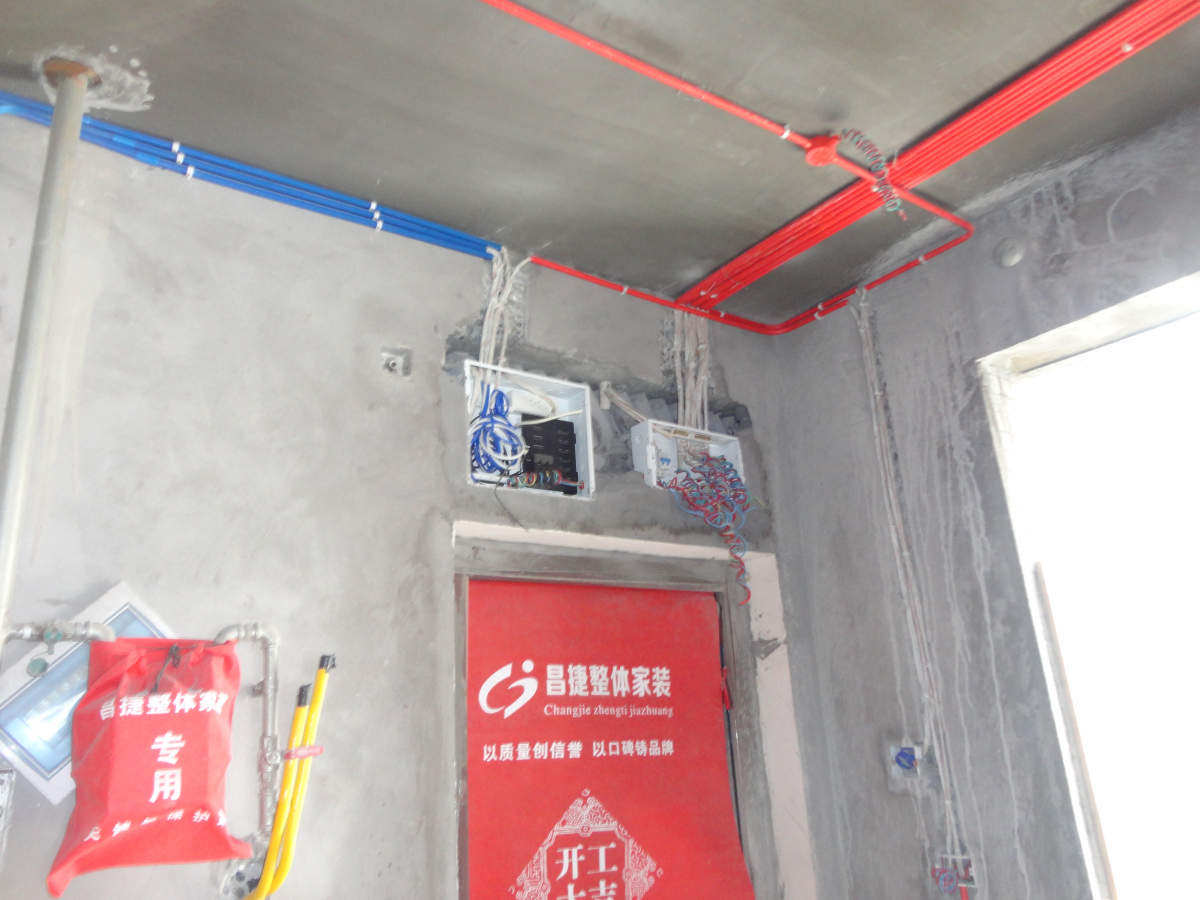 工地直击全方位了解家装施工,直击水电施工现场