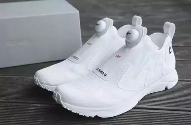 有袜套的鞋怎么搭配,适合搭白袜套的鞋