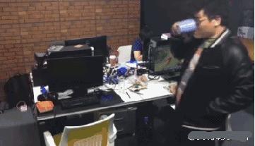 济南历下区海边沙滩椅,泰国普吉岛海边的沙滩椅