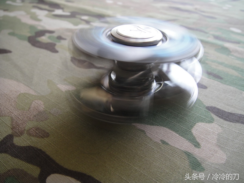 指尖陀螺spinner,handspinner指尖陀螺怎样玩