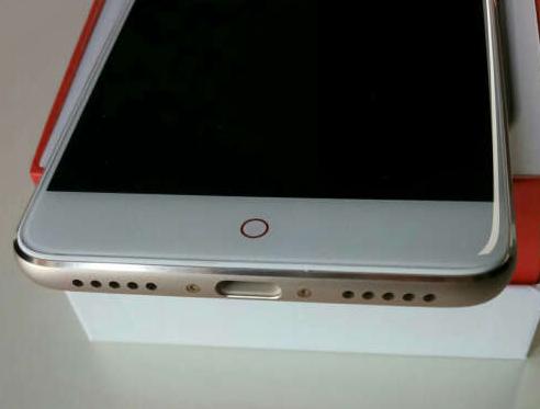 鍔瘮浜歾17mini鏇存崲澶栧睆,鍔瘮浜歾17mini鏇存崲鐢垫睜