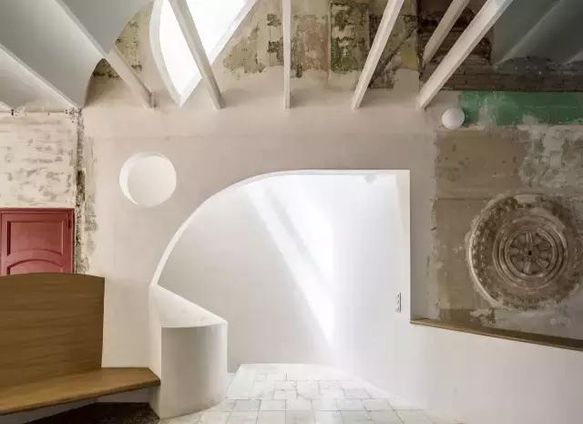 室内案例|耗时6年完成巴塞罗那SalaBeckett话剧院