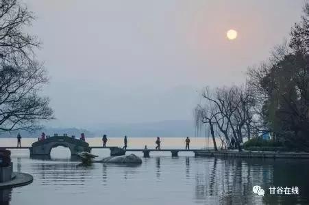 甘谷教师刘芳咏江南诗词欣赏