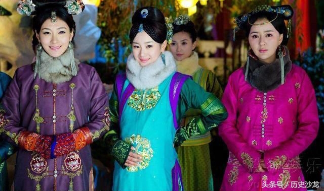 皇太极年轻时就喜欢海兰珠,皇太极和海兰珠生死相随