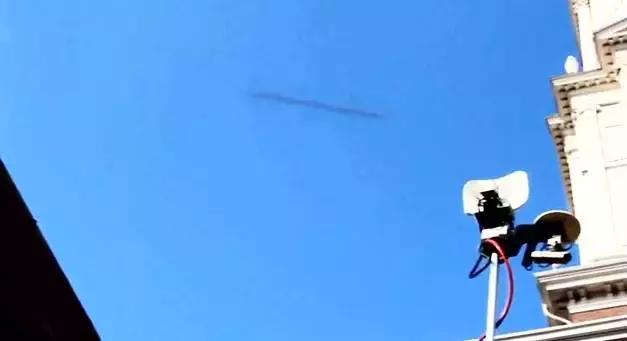 这个闯入过电视剧的UFO颠覆了人类的三观，但真相却简单得可笑