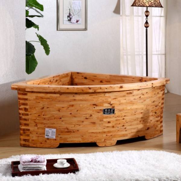 小浴室泡澡桶买什么样的实用,小户型家用木浴桶