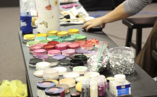 艺术家用自然物制作的作品图片,艺术家用自然的图案变成图谱