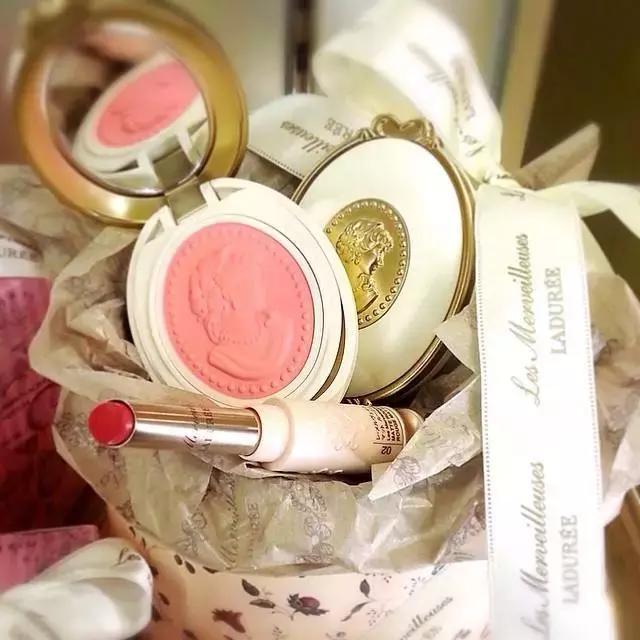 朋友圈没有五十个代购,这些绝对买不齐