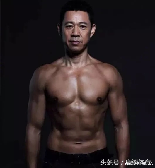 厉害！这还是我的瑞金书记？篮球健身样样精通，还和狼王过过招？