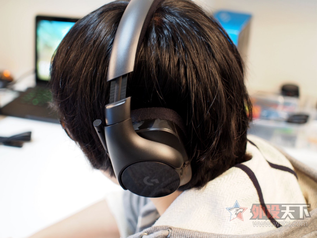 罗技g435无线游戏耳机体验,罗技g533