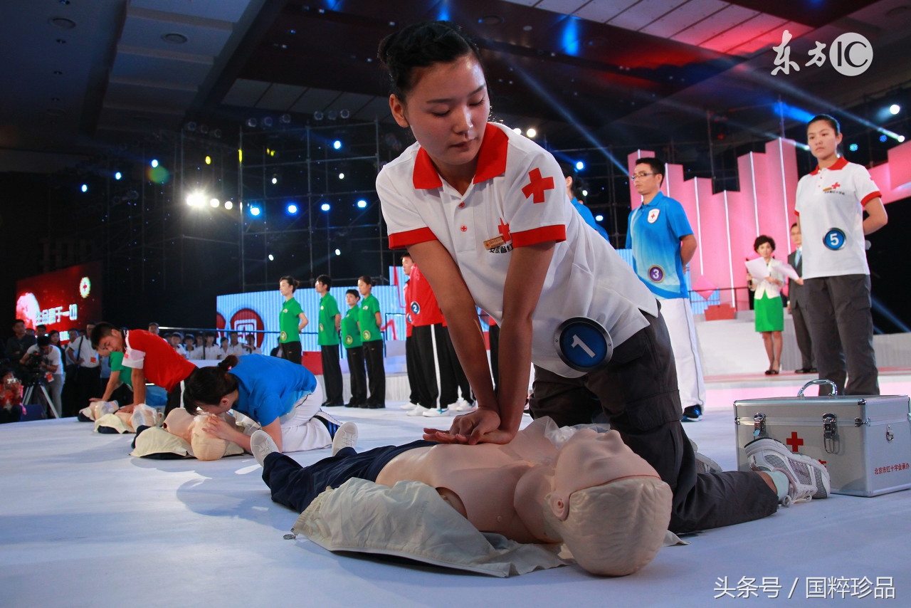 被雷击后怎么抢救,被雷击时应急处置措施