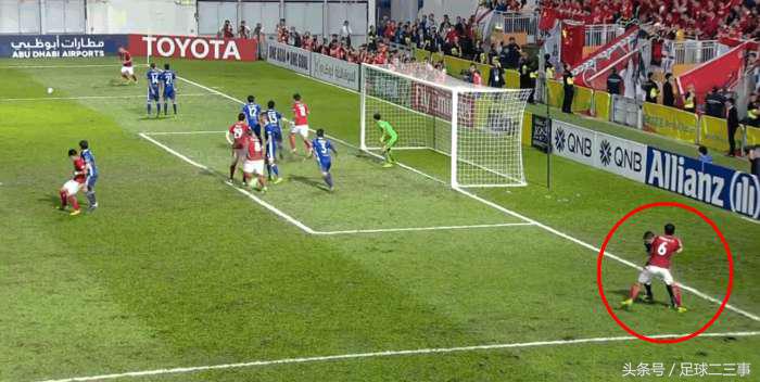 恒大的搞笑段子,冯潇霆被吐槽犀利回击