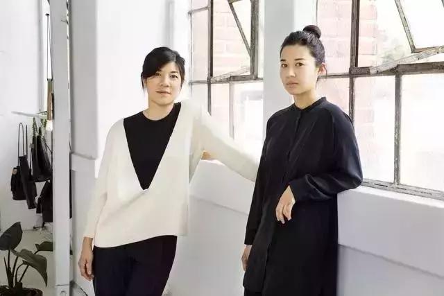 20款好看又实用的女士双肩包推荐,刘雯斜挎休闲包