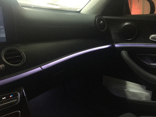 原来你是这样的奔驰E200L！一个靠谱女司机的野蛮选车体验