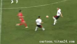 足球十大搞笑进球动图,最经典搞笑中超足球gif