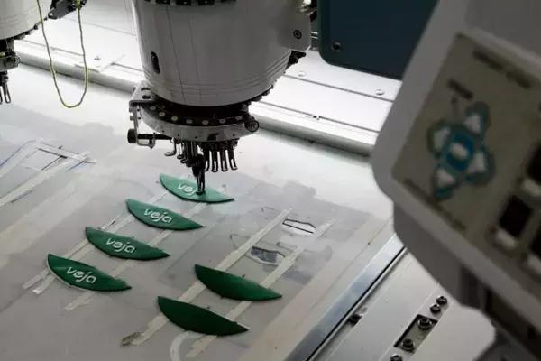 收集各种名牌鞋vansconverse,conversevans鞋子