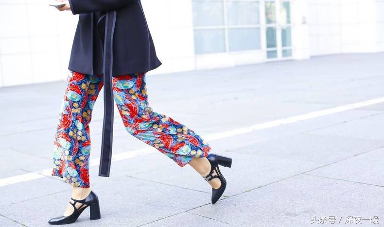 玛丽珍鞋流行了许久 (2022年最流行的玛丽珍鞋)