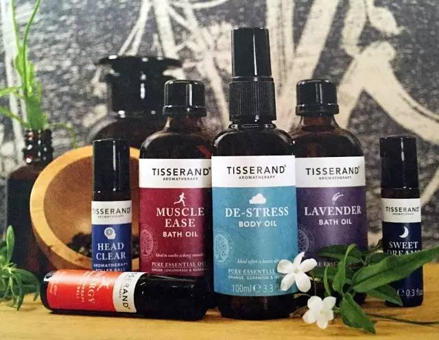 从护肤到化妆用到的东西,从护肤到彩妆的步骤