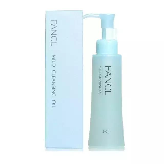 怎样卸妆才干净？卸妆不对，分分钟毁容！