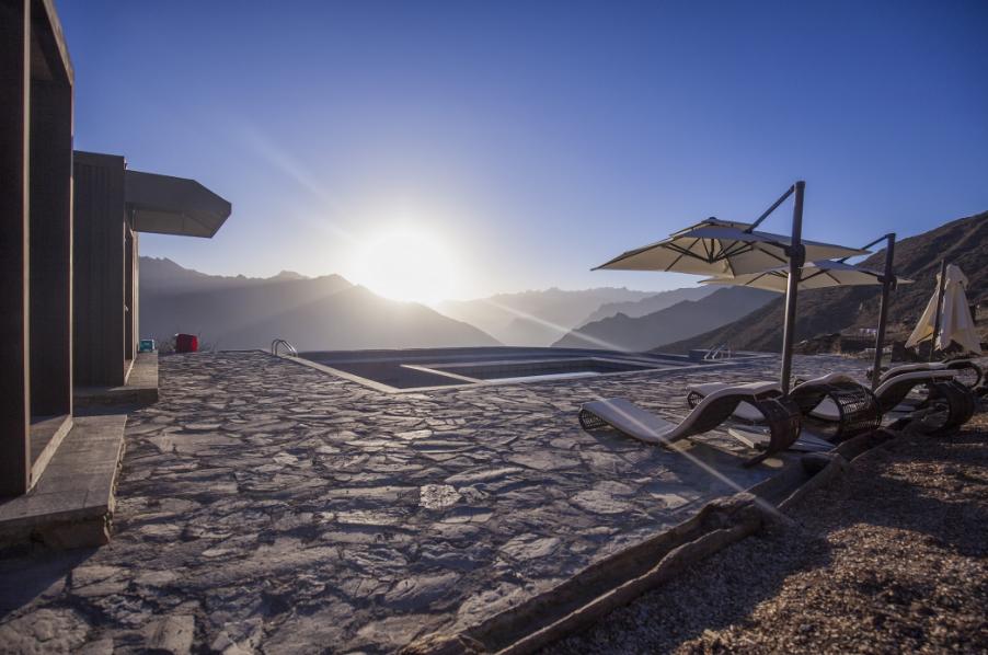 92%的本地人都不知道的秘境，“小牛背山”阿坝州浮云牧场走红