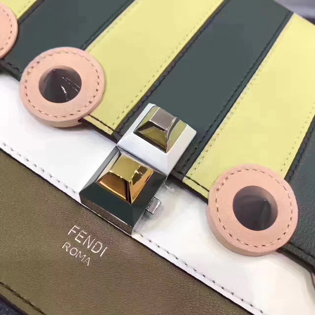 fendi包包哪一款最好看,fendi包最新款