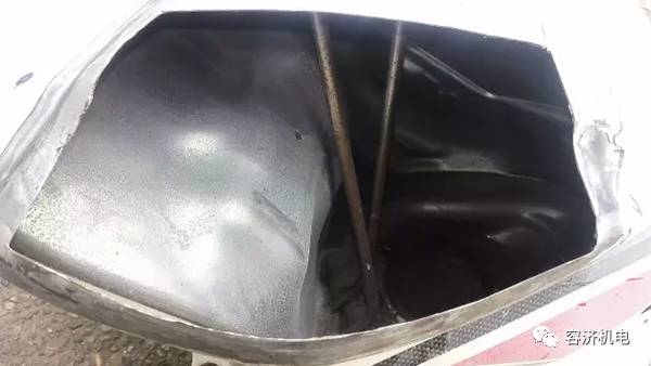 摩托车油箱凹了怎么修复,摩托车油箱凹陷如何处理