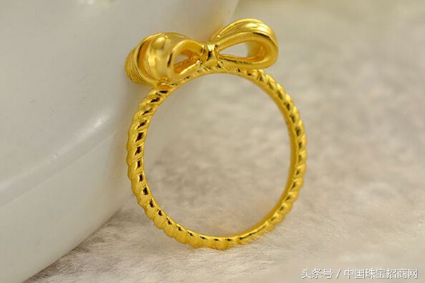 黄金戒指变形了自己在家怎么弄,黄金戒指变形了怎么维修