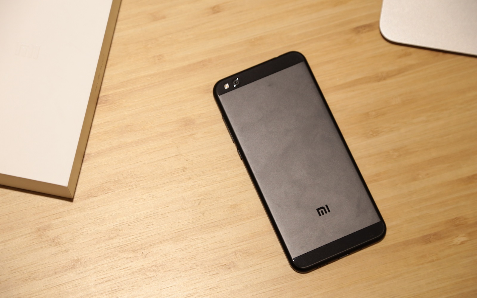 小米5c什么时候出的,小米手机初代价格