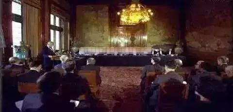 两富二代大量炸毁化石，开枪埋雷不惜破产，竟是为了*论发**文争名利