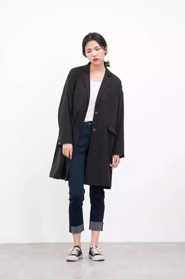 淘宝女生短袖哪个店的衣服质量好,有没有什么推荐的淘宝衣服店