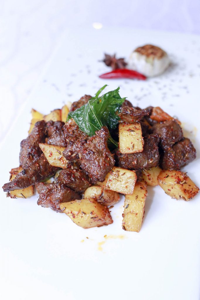 蟹粉银鱼虾仁豆腐抖音团购,苏州太湖边五星级酒店推荐