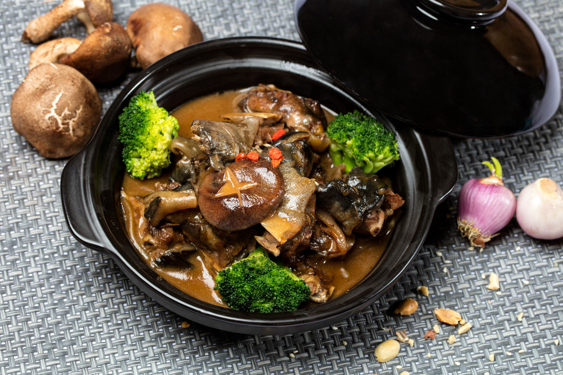 去三亚玩的旅游攻略,错峰去三亚