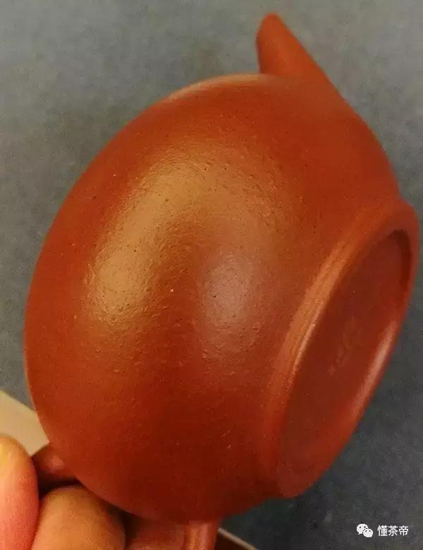 紫砂壶用了一段时间出现黑点,壶身有黑点的紫砂壶是真的吗