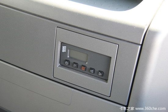 世界上最大的大件牵引运输车,德国曼tgx大件牵引车