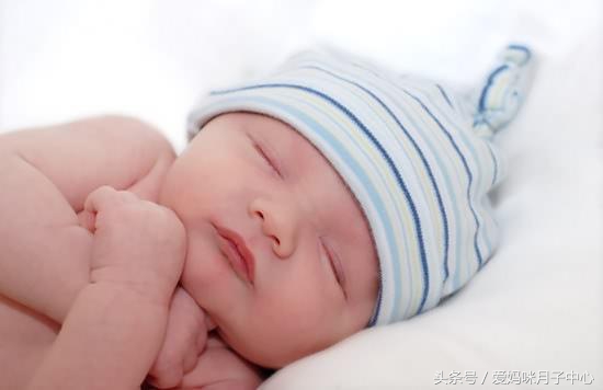 新生儿黄疸高怎么治疗好得快,新生儿胸部黄疸正常脸部黄疸偏高