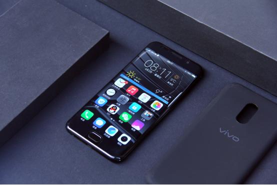 vivo和oppo哪个手机值得买,vivopad和oppopad性能哪个好