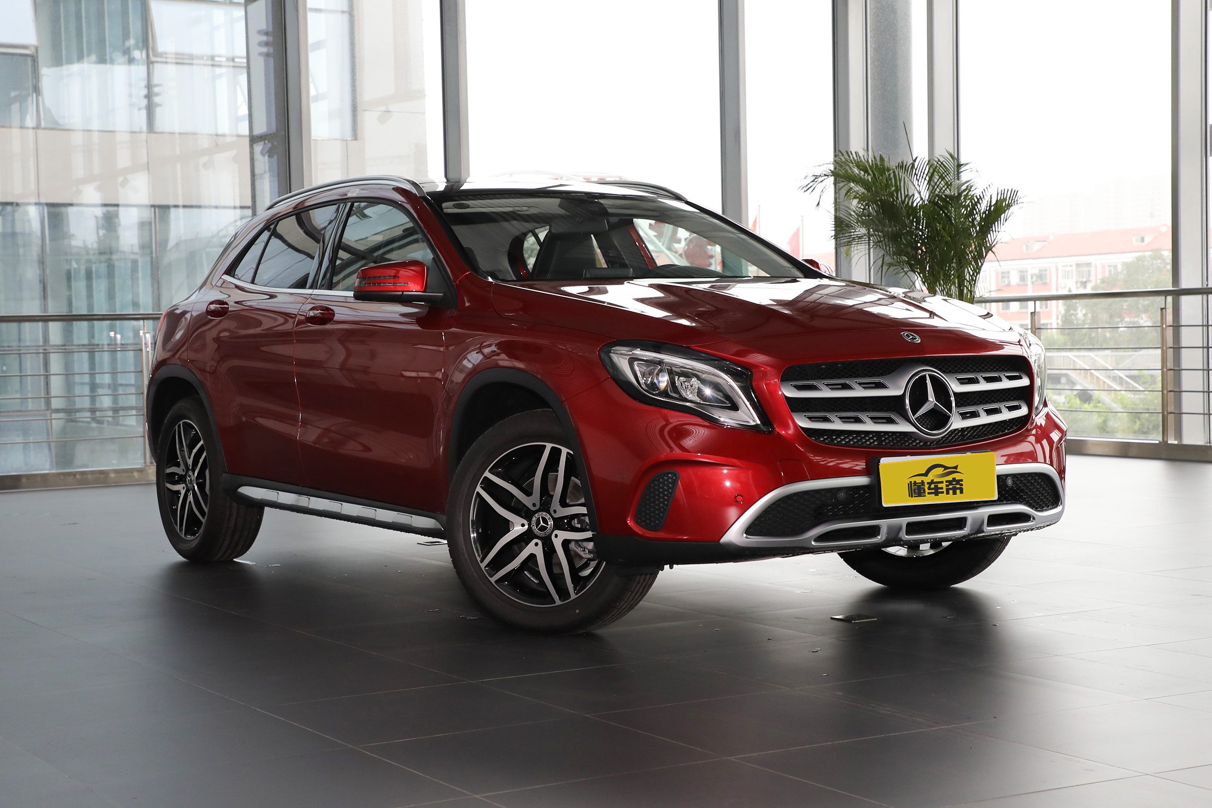 奥迪q3与宝马x1与奔驰gla哪个好,宝马x1和奔驰gla哪个更上档次