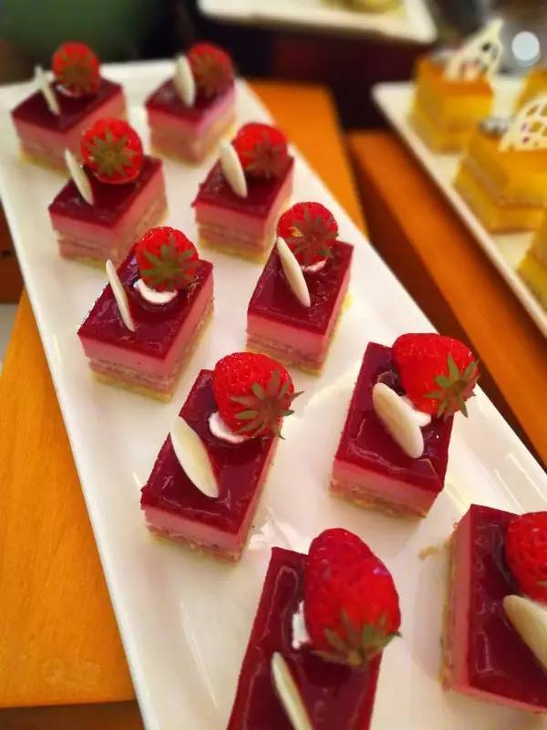 巴中费尔顿酒店下午茶,温江费尔顿大酒店下午茶