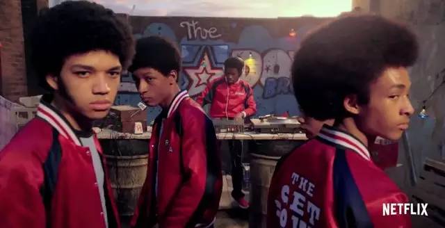 据圈内人说，鞋头们最近都在疯狂购入这双鞋！