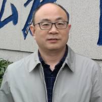 是服务、是坚持、是信仰，他们将企业服务落地生花——致敬2017中国企业服务渠道商年度人物