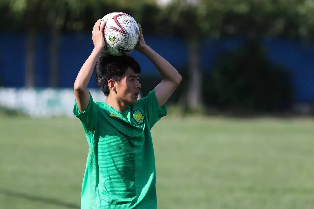 青超联赛中赫国安1-0力克强敌人大附