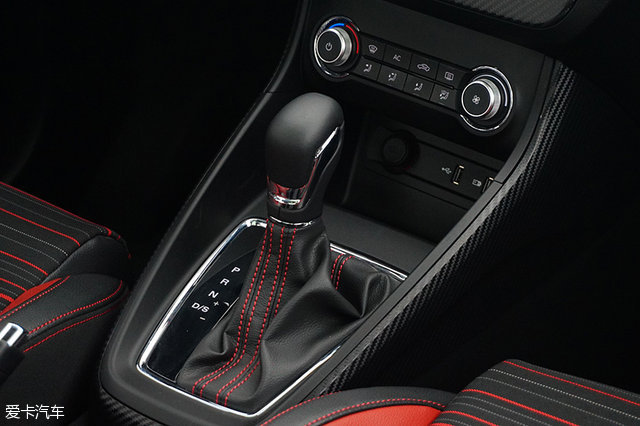 名爵zs2020款1.5l手动车有多重,名爵zs1.5T