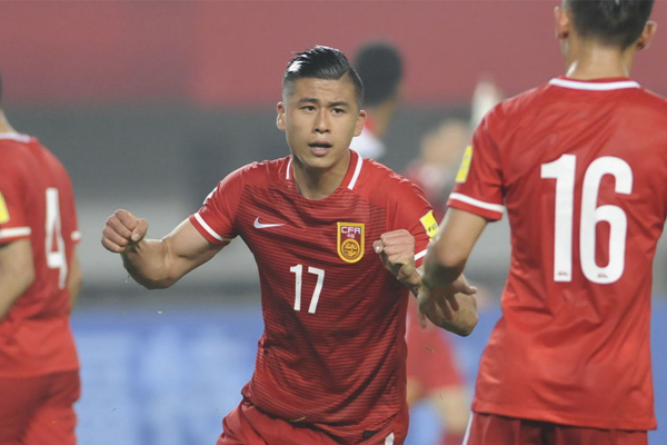 恒大强援再现1对4碾压过人,恒大亚冠连续击中门框