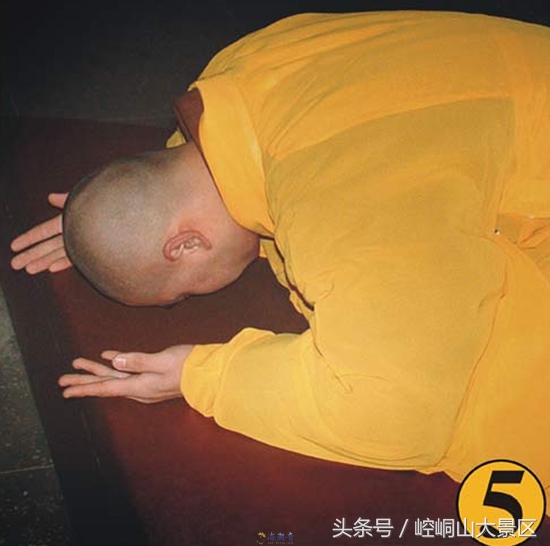 拜佛的正确方式及步骤,佛教烧香拜佛正确动作