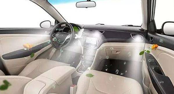 臭脚可以用盐水泡脚吗,臭脚用盐有用吗